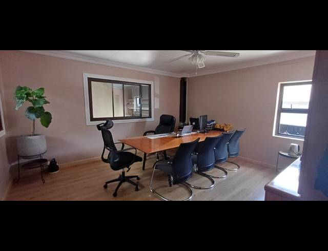 INDUSTRIAL FOR SALE IN SEBENZA